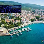 Cindric Apartment *